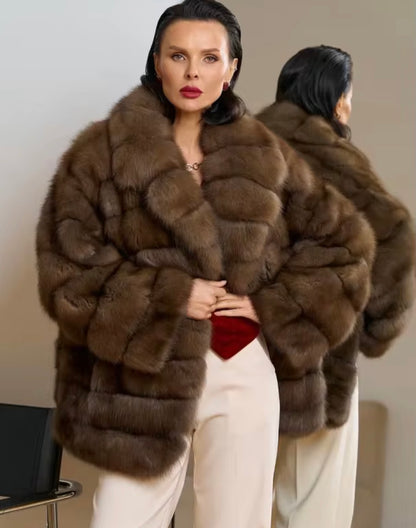 Luxuriöse Felljacke