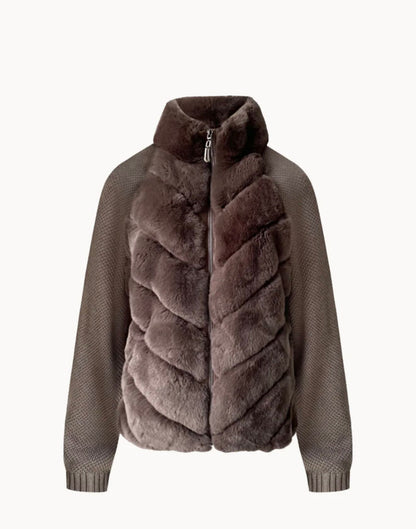 Arctic Velvet – Luxus Fell-Strickjacke 2025